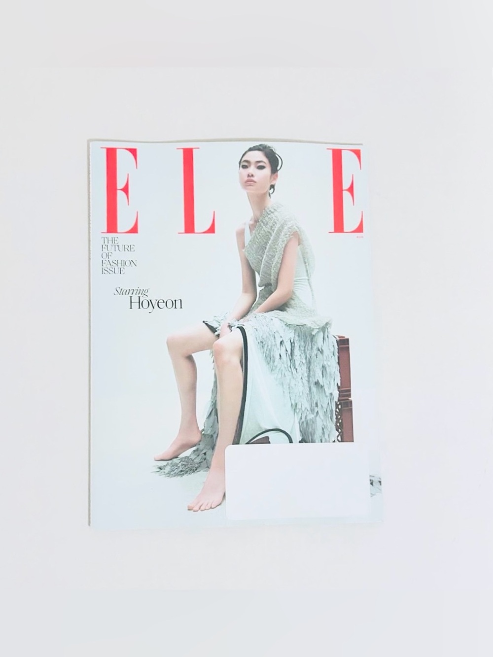 ⭐️5 For 25⭐️ Elle Magazine - August 2024 - Hoyeon